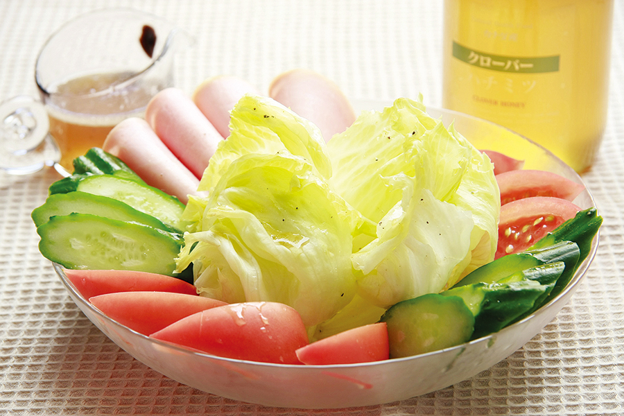 ハチミツドレッシングのサラダ