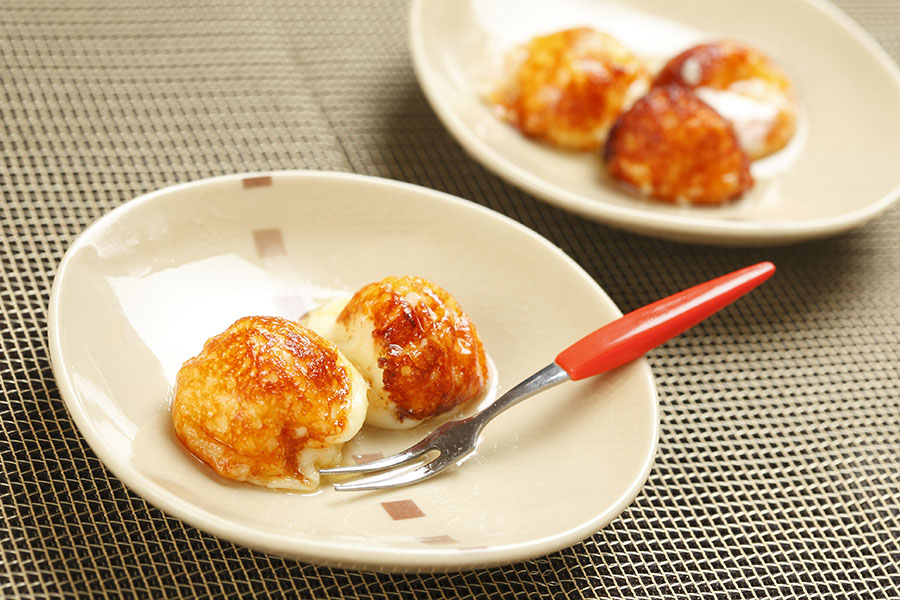 たこ焼き器で焼くカチョカヴァッロ