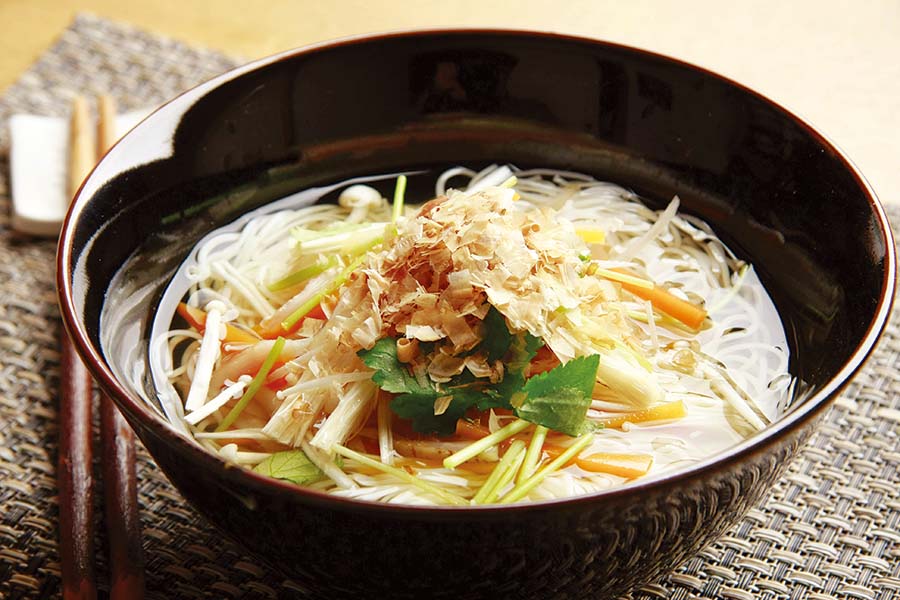 ソフト削り節と野菜たっぷりにゅうめん