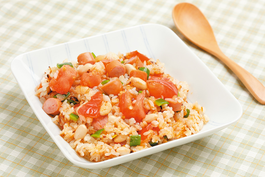 トマトと大豆のバターライス