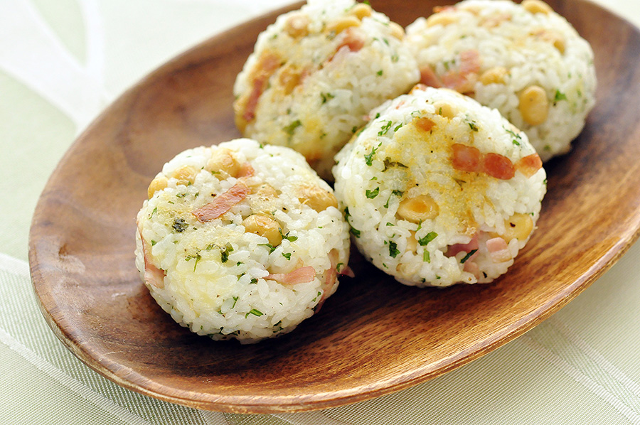 大豆入り焼きおにぎり